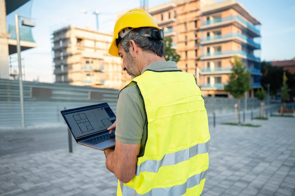 21 Best Dispatch Software for Construction Projects in 2026